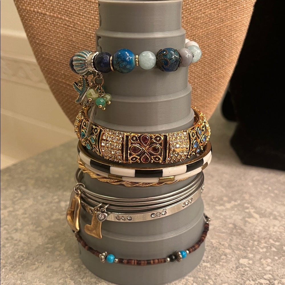 Lot of 10 bangles/bracelets and anklet - Picture 3 of 17